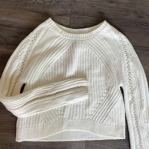 Cream, Off-White Boho Crop Sweater - Wet Seal Size Medium - Picture 3 of 4